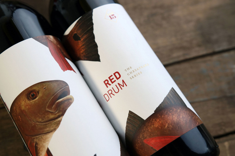 Chesapeake 葡萄酒包裝設(shè)計(jì),通過插畫來表達(dá)切薩皮克灣的海洋生物 Chesapeake 葡萄酒包裝設(shè)計(jì),通過插畫來表達(dá)切薩皮克灣的海洋生物