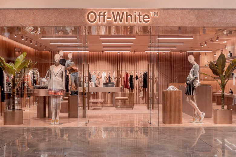 Off-White精品女裝服飾店鋪空間設(shè)計(jì)，洋溢粉紅色女性氣息