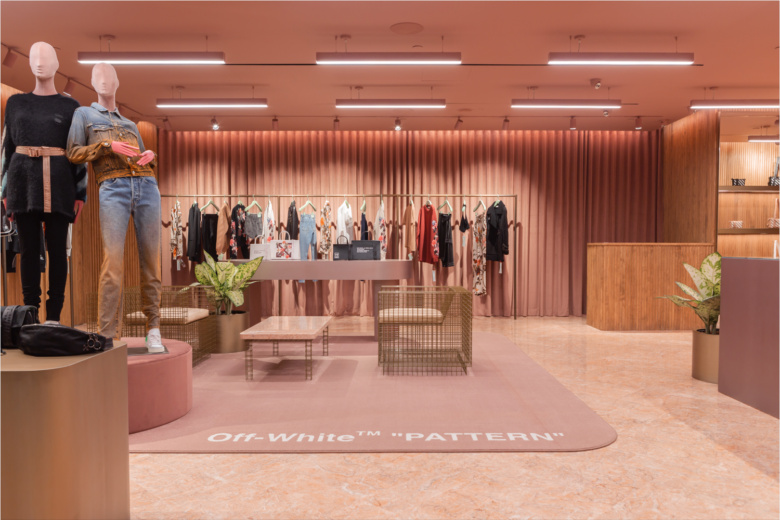 Off-White精品女裝服飾店鋪空間設(shè)計(jì)，洋溢粉紅色女性氣息