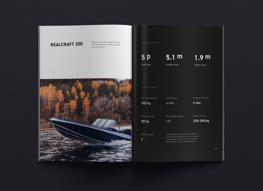 Realcraft 摩托艇宣傳畫冊設計產(chǎn)品型錄設計