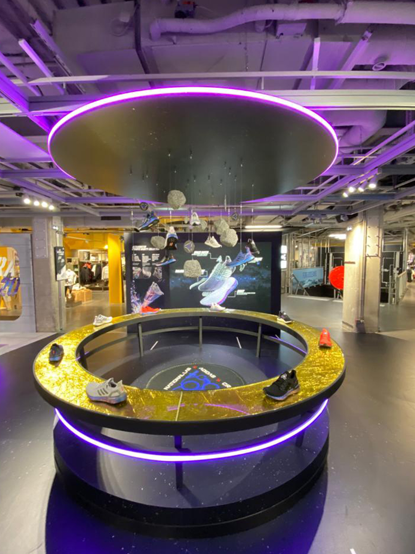 adidas UltraBoost 20 體育用品店鋪空間設(shè)計(jì),如何以引人入勝的品牌體驗(yàn)征服世界 adidas UltraBoost 20 體育用品店鋪空間設(shè)計(jì),如何以引人入勝的品牌體驗(yàn)征服世界