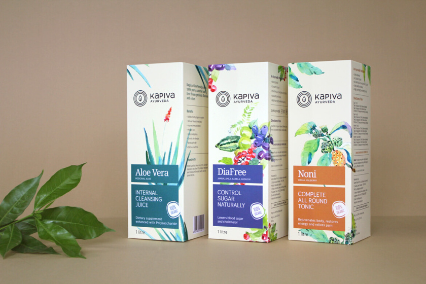 Kapiva水果系列營(yíng)養(yǎng)補(bǔ)充劑包裝設(shè)計(jì)包裝設(shè)計(jì)，嚴(yán)謹(jǐn)?shù)纳珘K加植物插圖