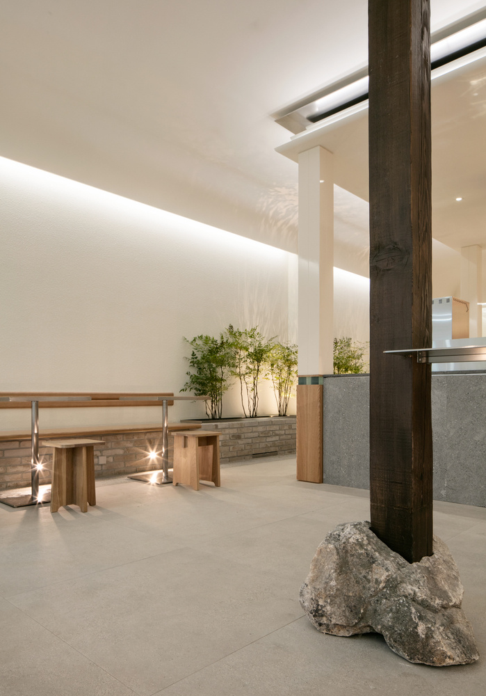  SAEMCafé咖啡店餐飲空間設(shè)計，穩(wěn)定比例的結(jié)構(gòu)美學(xué)