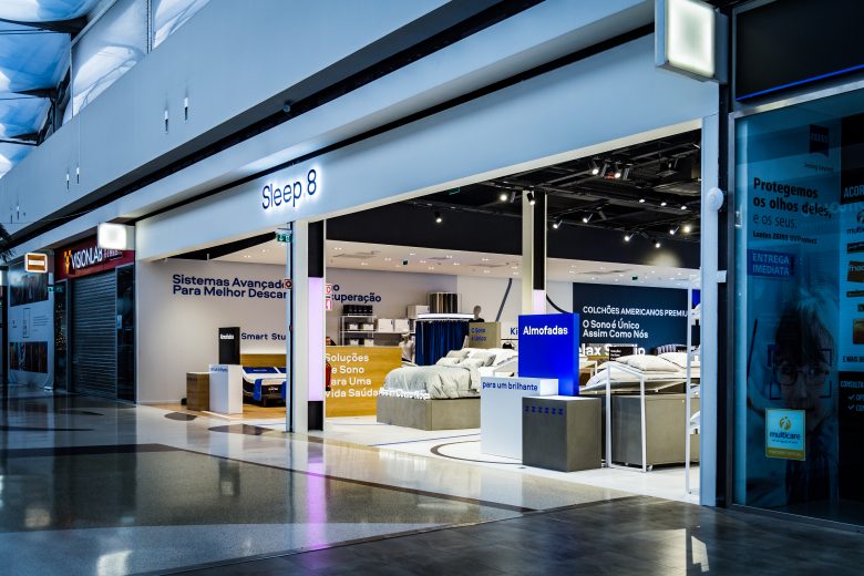 Sleep 8 床墊睡眠店鋪”藍色科技風格“室內零售空間創(chuàng)新設計 Sleep 8 床墊睡眠店鋪”藍色科技風格“室內零售空間創(chuàng)新設計