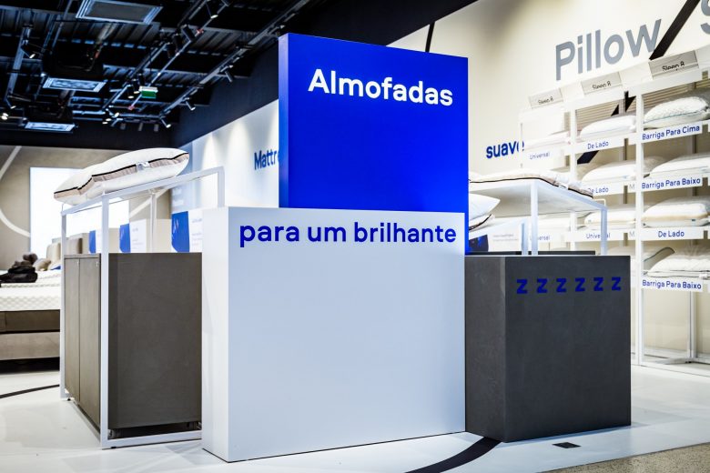 Sleep 8 床墊睡眠店鋪”藍色科技風格“室內零售空間創(chuàng)新設計 Sleep 8 床墊睡眠店鋪”藍色科技風格“室內零售空間創(chuàng)新設計