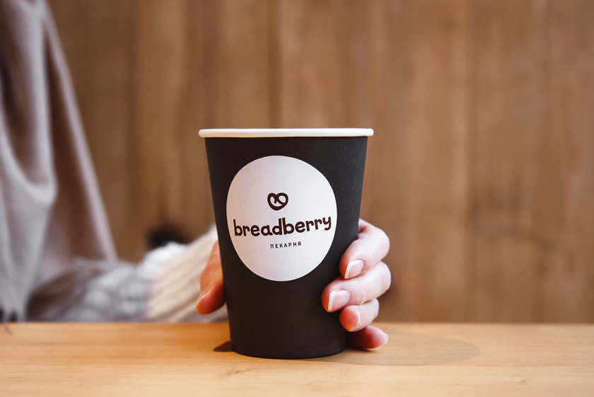 Breadberry連鎖面包店店品牌命名與心形logo設(shè)計(jì)