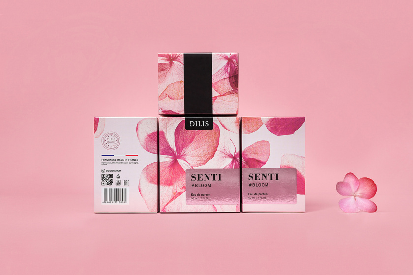 Dilis化妝品包裝設(shè)計——花朵花瓣的特寫鏡頭 Dilis化妝品包裝設(shè)計——花朵花瓣的特寫鏡頭