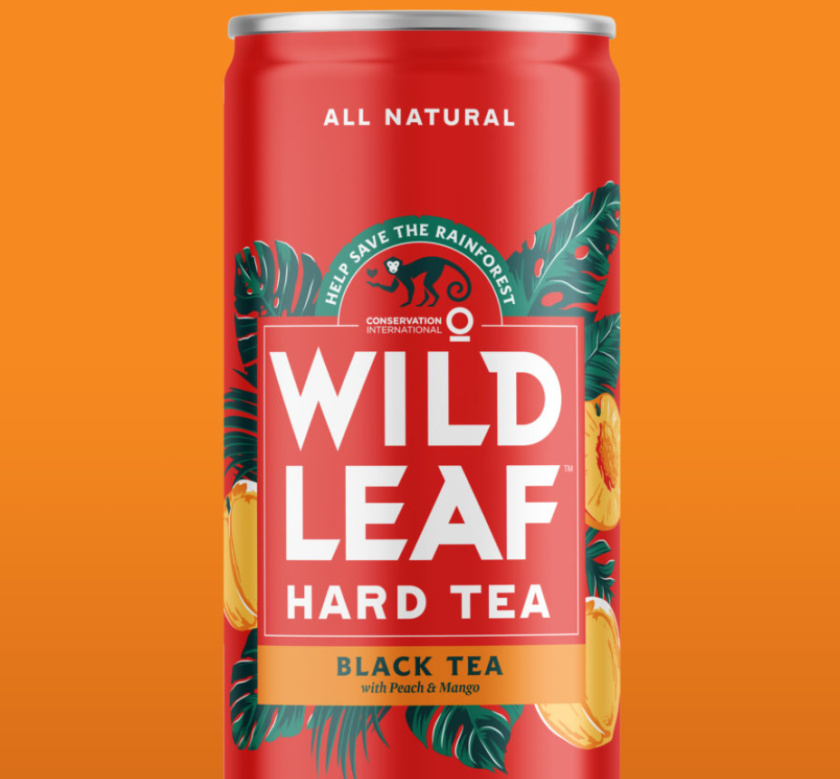 Wild Leaf 野葉硬茶水果混合茶飲飲料易拉罐包裝設(shè)計(jì),紅色熱帶雨林插畫風(fēng)格 Wild Leaf 野葉硬茶水果混合茶飲飲料易拉罐包裝設(shè)計(jì),紅色熱帶雨林插畫風(fēng)格