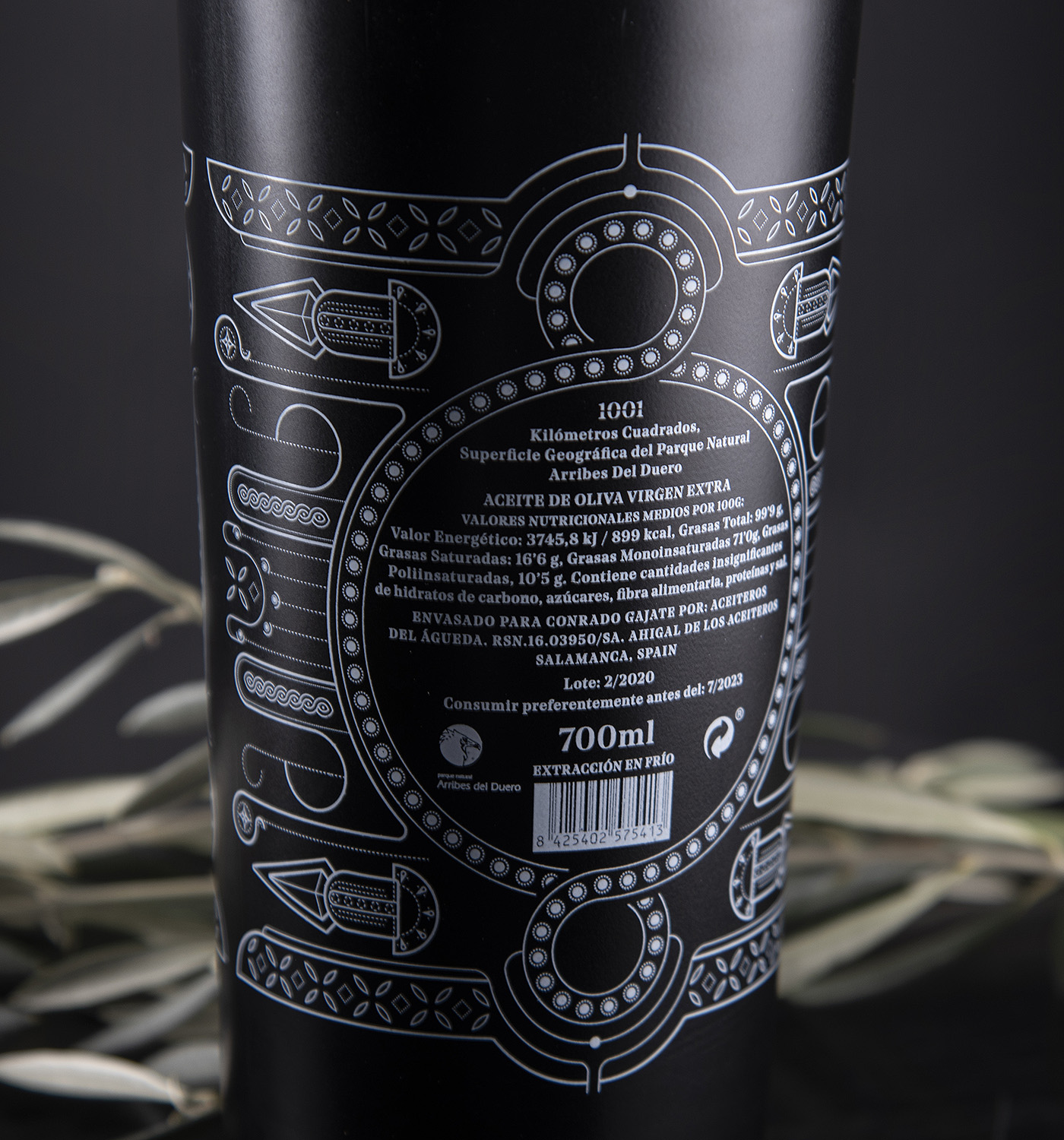 1001生態(tài)橄欖油包裝設(shè)計(jì)“線條插畫”黑色瓶子