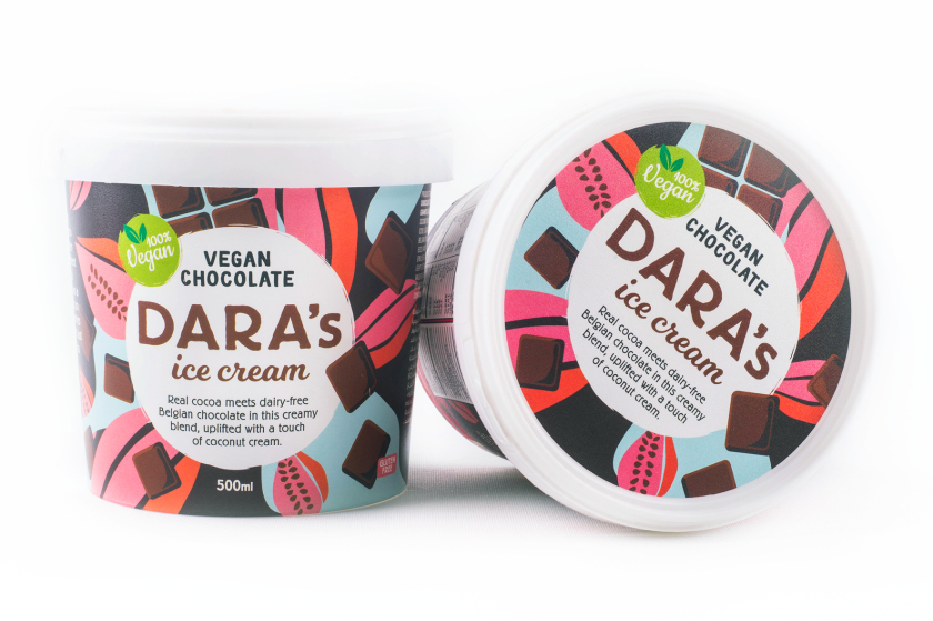 Dara全天然手工冰淇淋包裝設(shè)計“鮮艷飽滿的插畫”