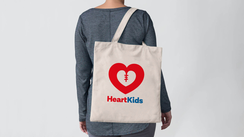 澳大利亞先天性心臟病公益慈善組織HeartKids品牌戰(zhàn)略與logo形象設(shè)計(jì),大心幫助小心 澳大利亞先天性心臟病公益慈善組織HeartKids品牌戰(zhàn)略與logo形象設(shè)計(jì),大心幫助小心