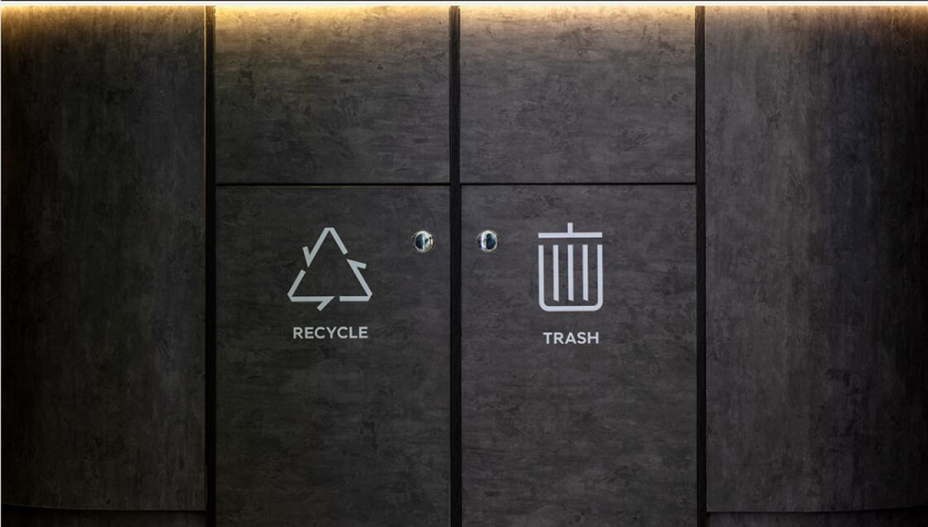 The Table 電信品牌vi視覺識別設(shè)計空間設(shè)計及導視,與桌子結(jié)合的長長的T型水平線元素 The Table 電信品牌vi視覺識別設(shè)計空間設(shè)計及導視,與桌子結(jié)合的長長的T型水平線元素