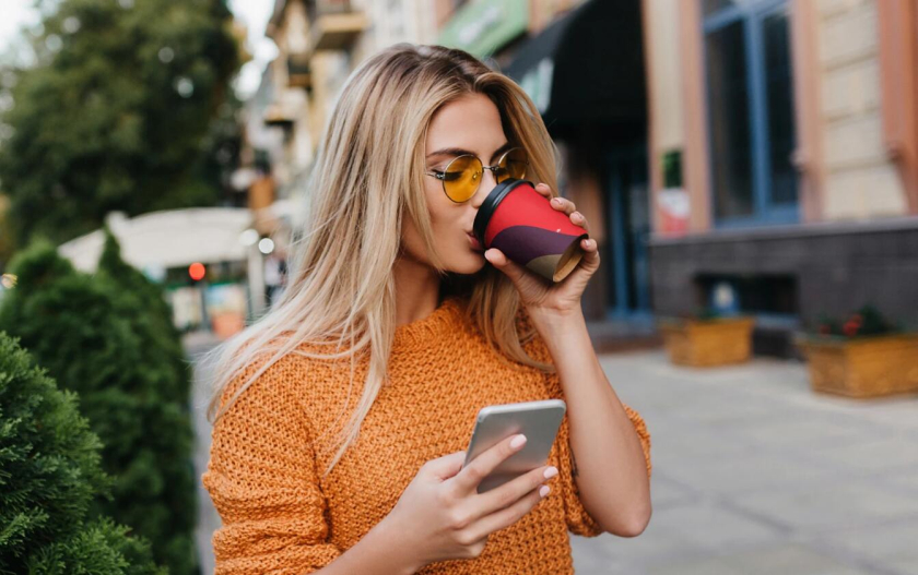 Magnit City咖啡餐廳與零售跨界連鎖店鋪品牌全案設(shè)計-logo/vi/空間設(shè)計