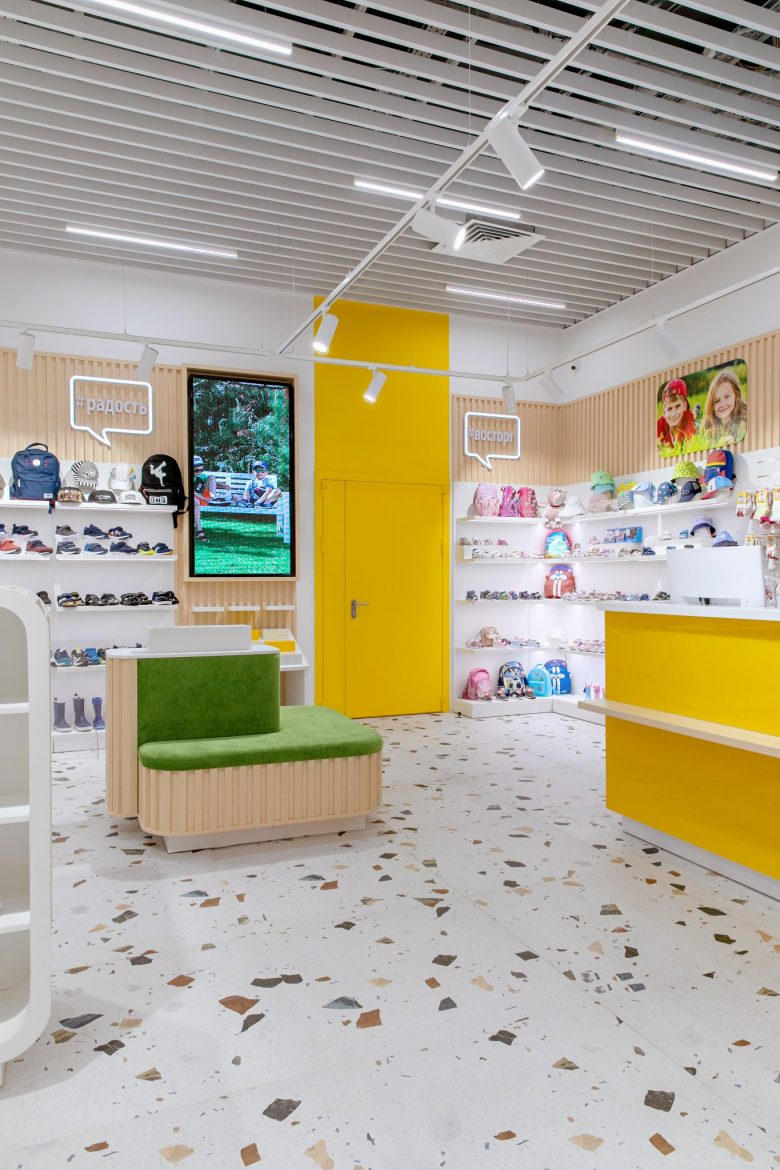 莫斯科“ Kotofey”兒童青少年鞋類品牌旗艦店店鋪室內(nèi)空間設(shè)計(jì)