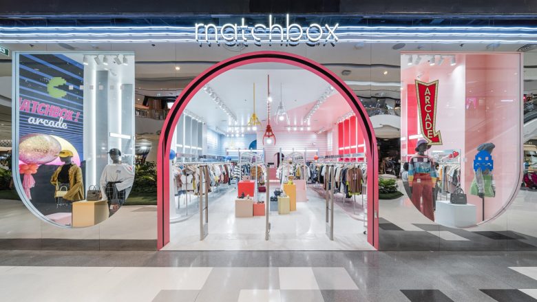 Matchbox時尚潮流服飾商店店鋪空間設(shè)計，90年代街機游戲風(fēng)格