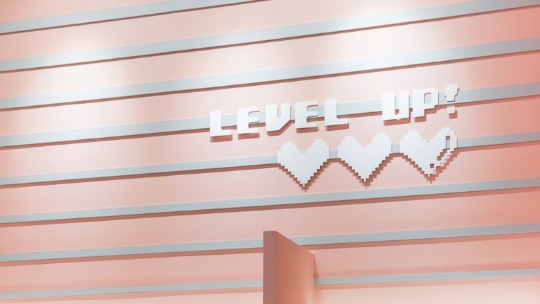 Matchbox時尚潮流服飾商店店鋪空間設(shè)計，90年代街機游戲風(fēng)格