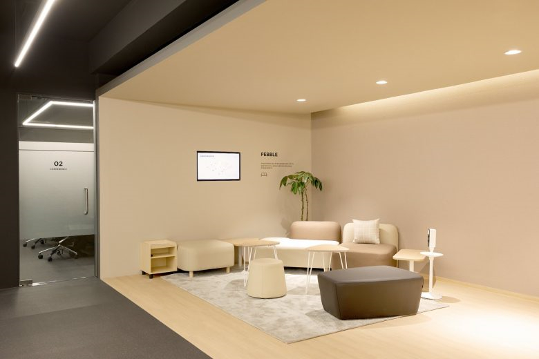 鼓勵(lì)新想法和品牌沉浸感的 Koas 辦公家具陳列空間設(shè)計(jì)