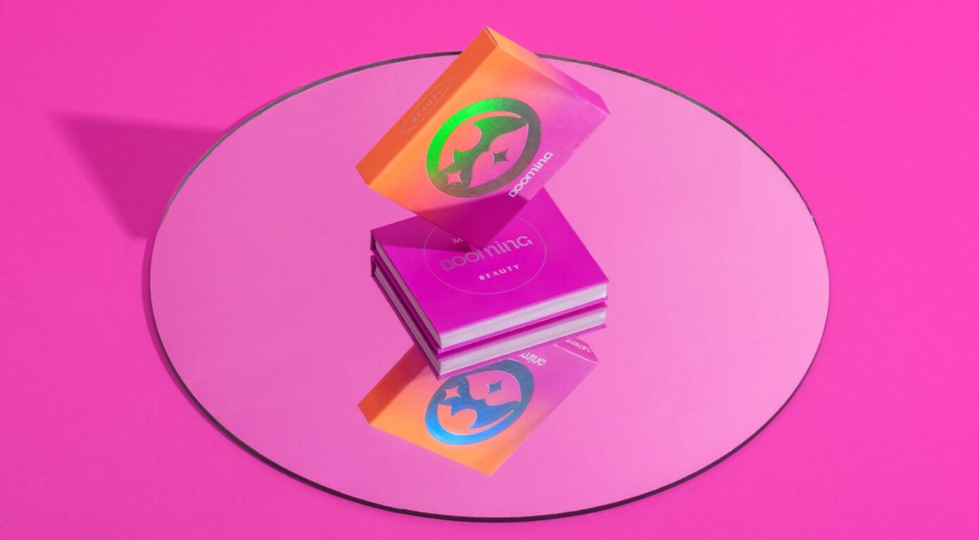 BOOMING 彩妝化妝品包裝設(shè)計(jì)，“粉金漸變色”金屬箔和閃光裝飾設(shè)計(jì)