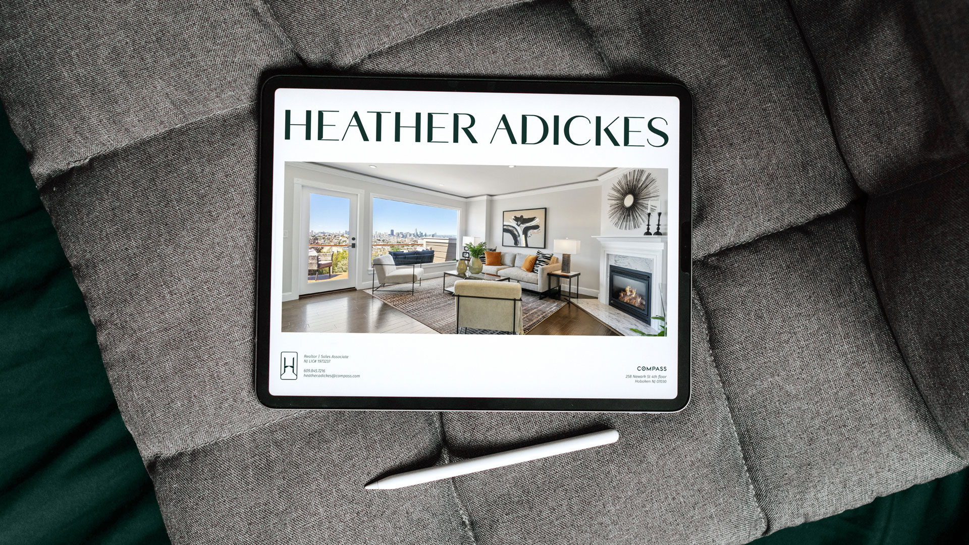 Heather Adickes房地產(chǎn)中介經(jīng)紀人品牌logo設(shè)計形象設(shè)計,字母H+橋梁+房子 Heather Adickes房地產(chǎn)中介經(jīng)紀人品牌logo設(shè)計形象設(shè)計,字母H+橋梁+房子