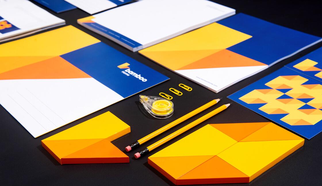 Bamboo Home 建筑公司品牌vis視覺識別設(shè)計，平面幾何色塊構(gòu)建立體效果