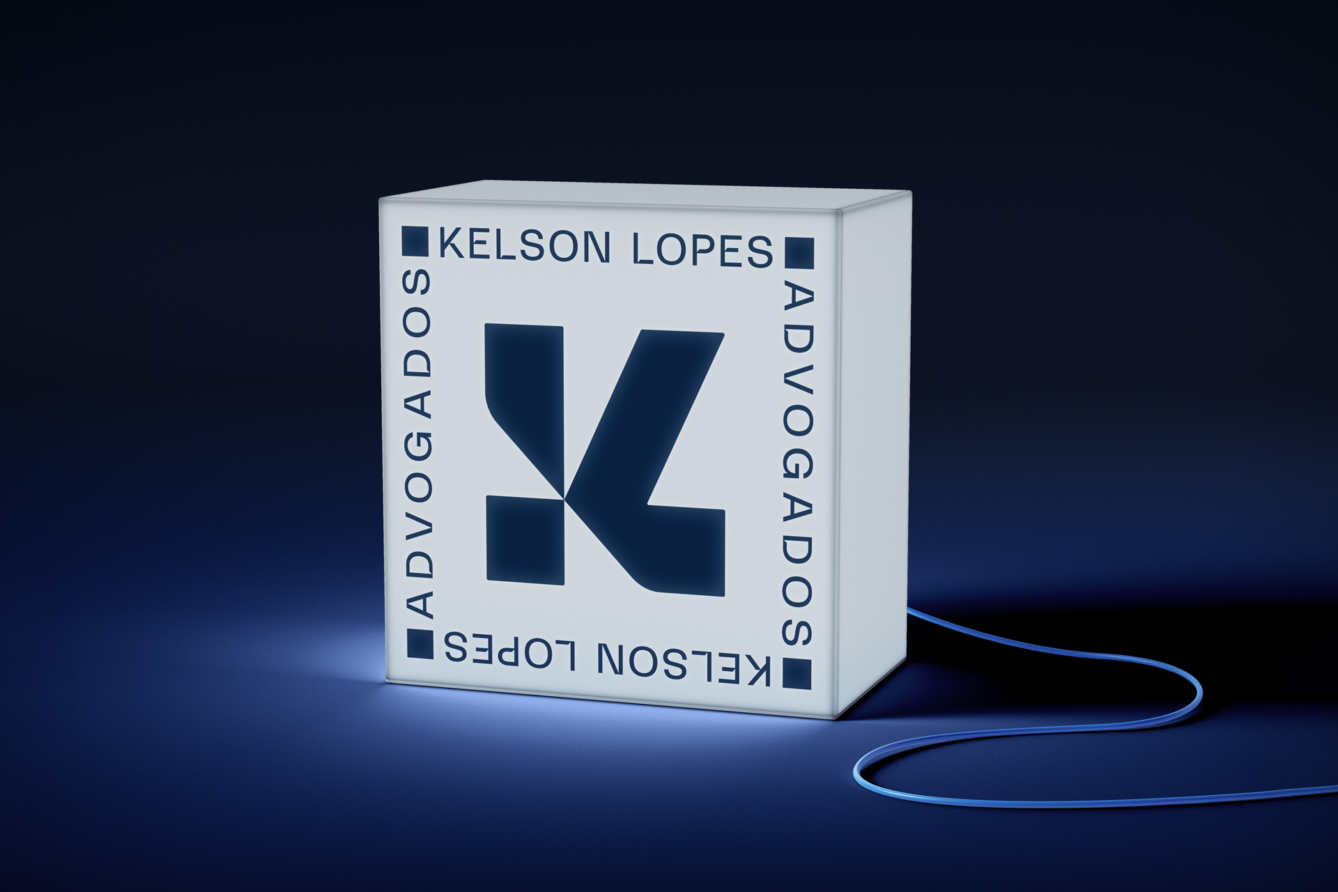 Kelson Lopes律師事務(wù)所品牌logo設(shè)計(jì)vi設(shè)計(jì),正方形字母kL結(jié)合logo與海軍藍(lán)灰配色-品牌燈箱 Kelson Lopes律師事務(wù)所品牌logo設(shè)計(jì)vi設(shè)計(jì),正方形字母kL結(jié)合logo與海軍藍(lán)灰配色-品牌燈箱
