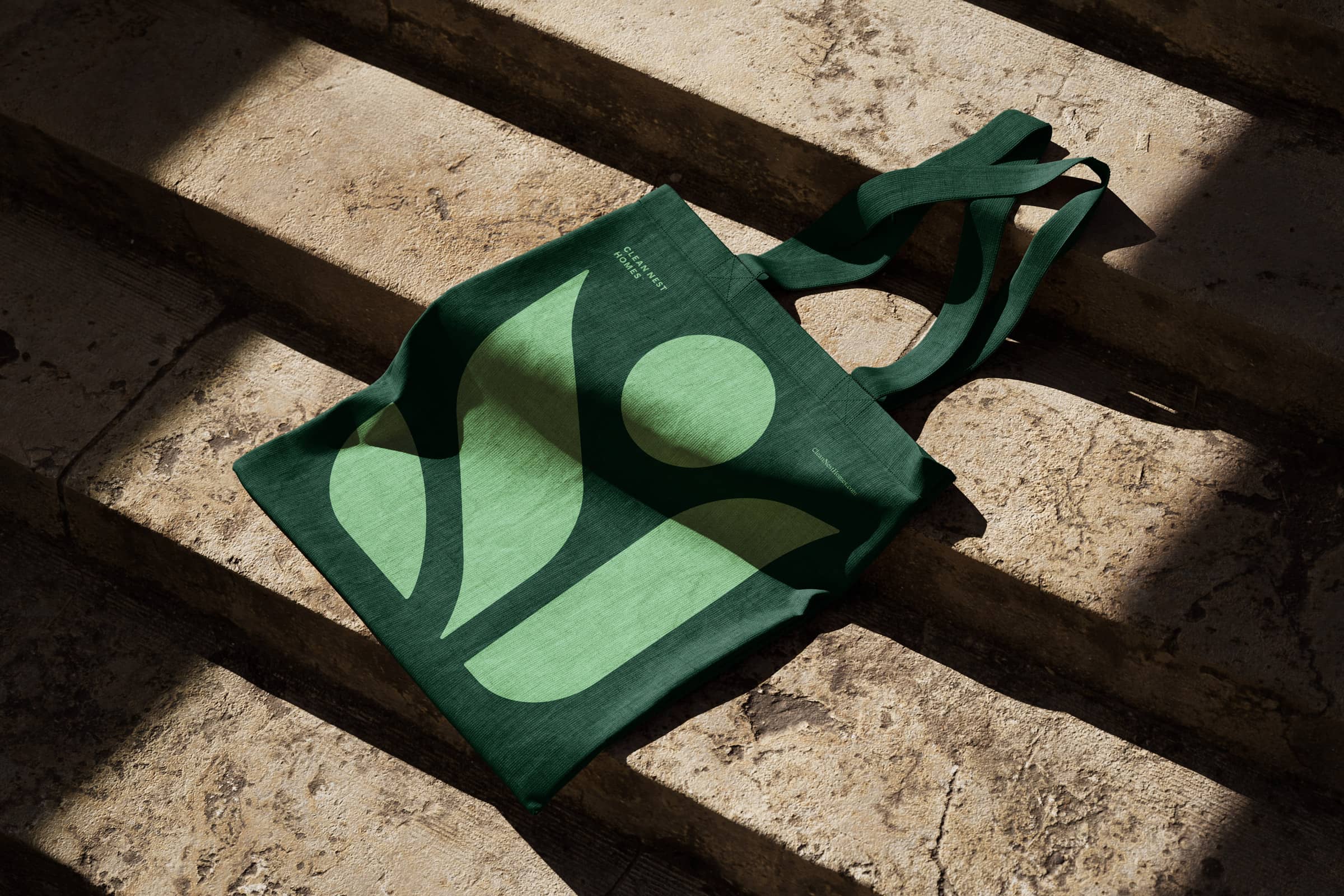 CNH全天然清潔公司logo設(shè)計“綠色花朵”元素