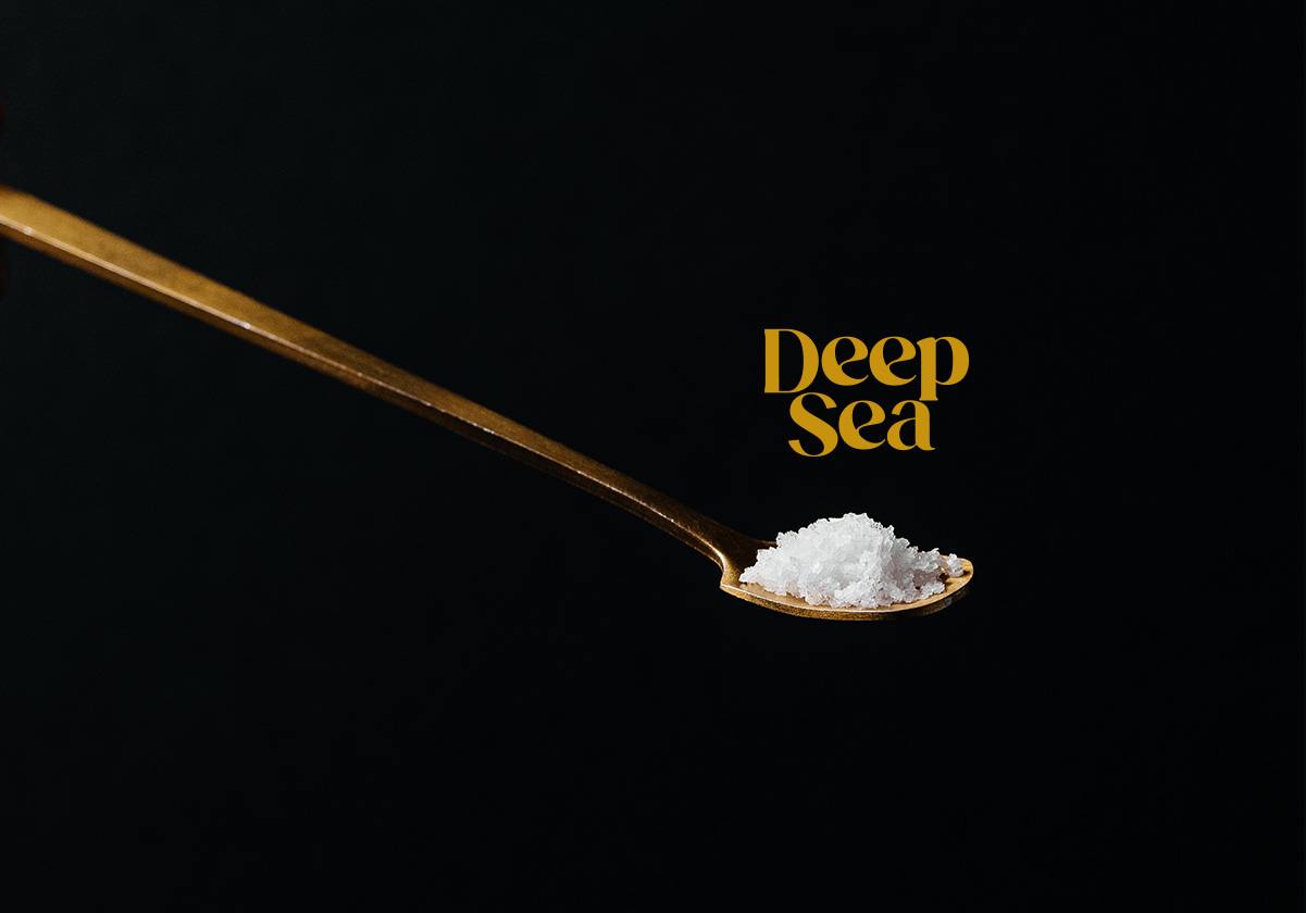 Deep Sea 海鹽美人魚logo設(shè)計與藍(lán)色波紋風(fēng)格包裝設(shè)計-上海logo包裝設(shè)計公司 Deep Sea 海鹽美人魚logo設(shè)計與藍(lán)色波紋風(fēng)格包裝設(shè)計-上海logo包裝設(shè)計公司
