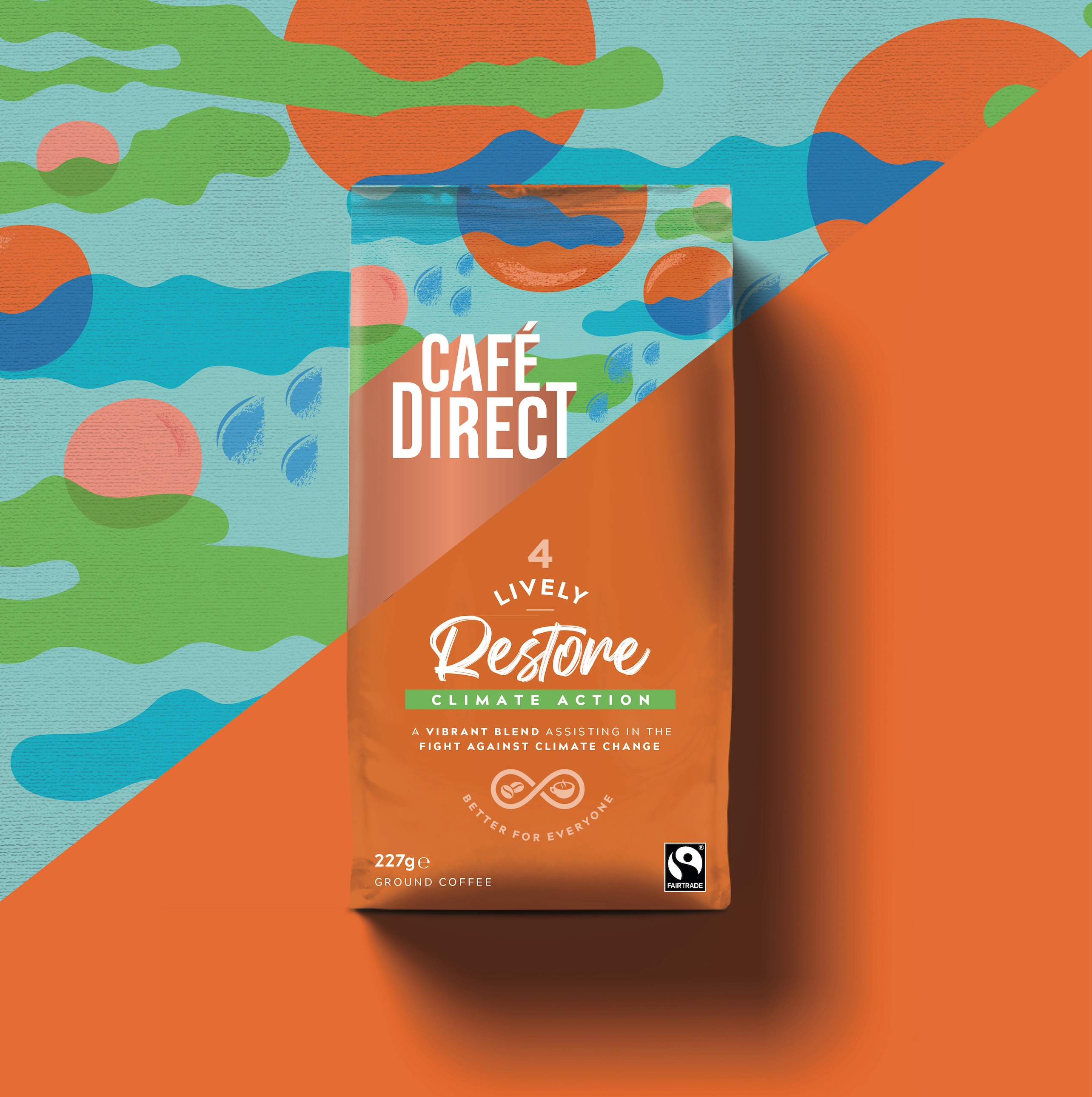 Cafédirect 袋裝咖啡包裝設(shè)計(jì)“斜版時(shí)尚年輕”風(fēng)格