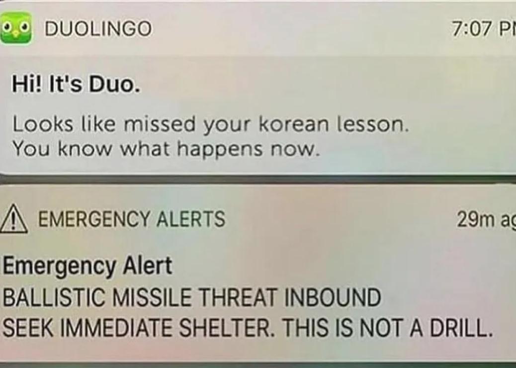 Duolingo“憤怒的二人組的推送通知” Duolingo“憤怒的二人組的推送通知”