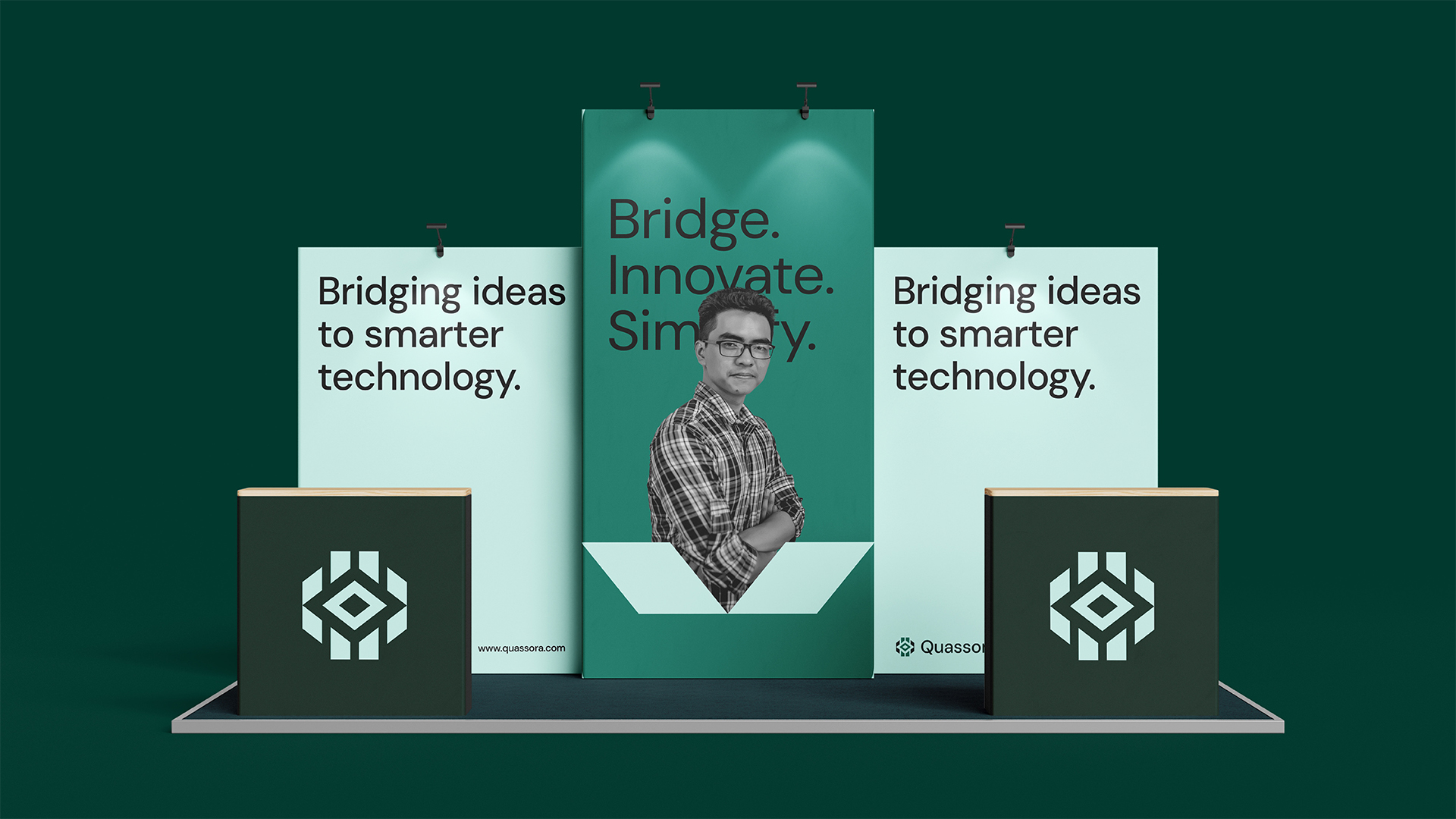 Quassora IT科技初創(chuàng)公司logo設(shè)計視覺識別vi設(shè)計,芯片與編碼元素 Quassora IT科技初創(chuàng)公司logo設(shè)計視覺識別vi設(shè)計,芯片與編碼元素